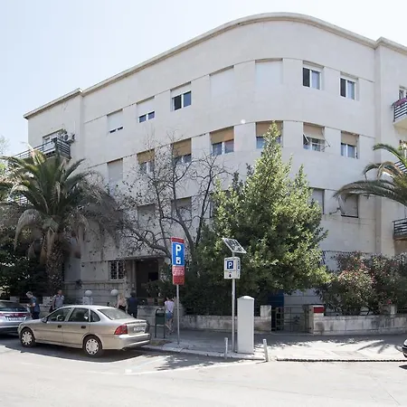 Apartment Dragica