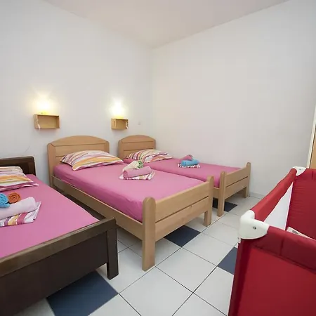 Apartment Dragica *