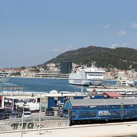 Dragica Διαμέρισμα Σπλιτ